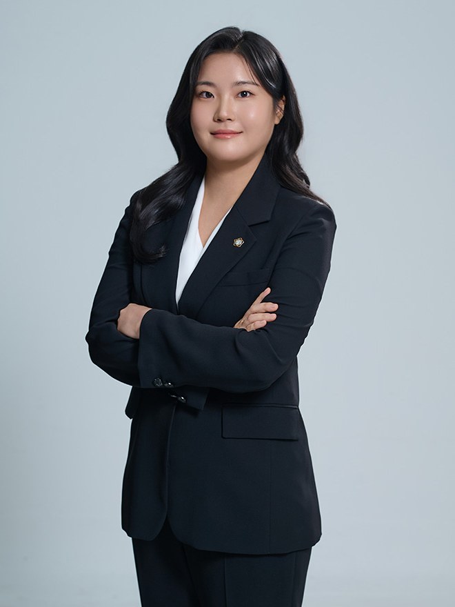김민지